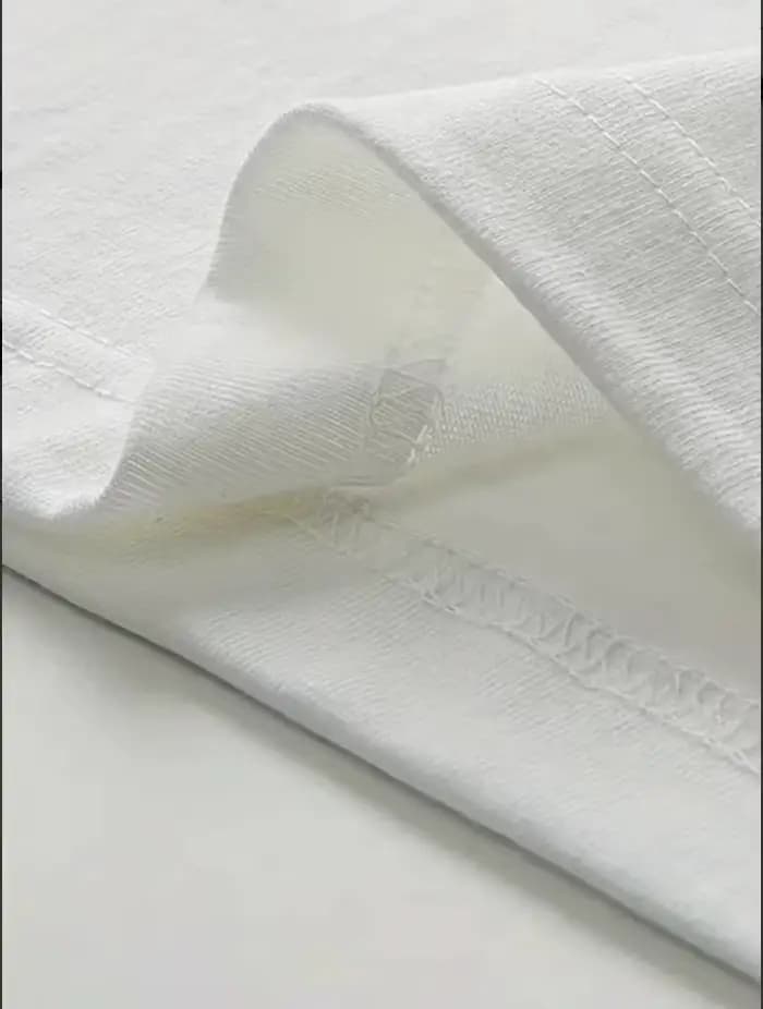 T-shirt noir à manches courtes été 2026