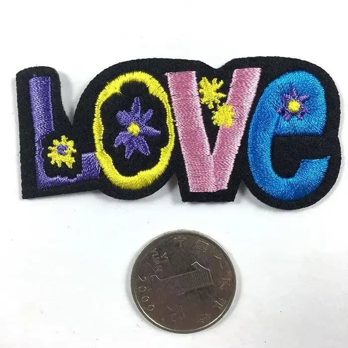Patch brodé adhésif en tissu Ove Peace pour accessoires vestimentaires