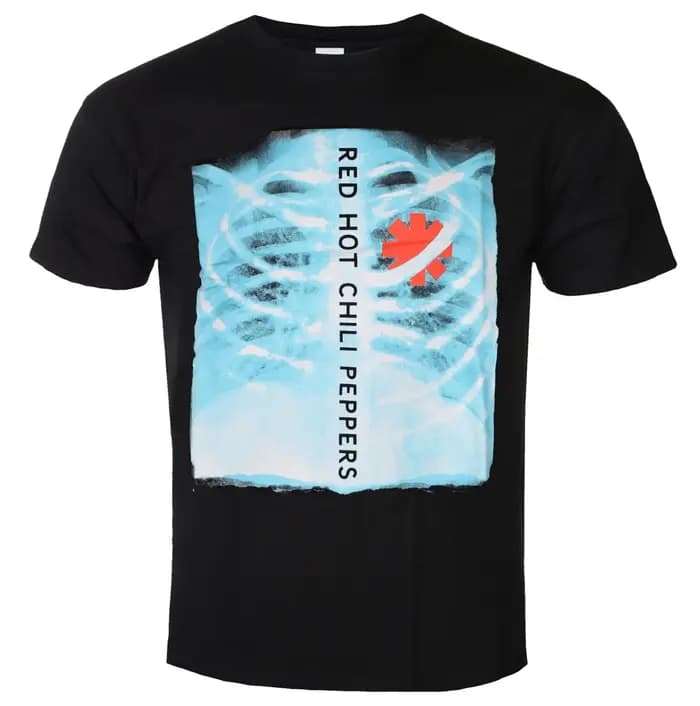 T-shirt graphique du groupe Red Hot Chili Peppers avec lettres rouges circulaires vieillies et étoile à huit branches blanche rayée