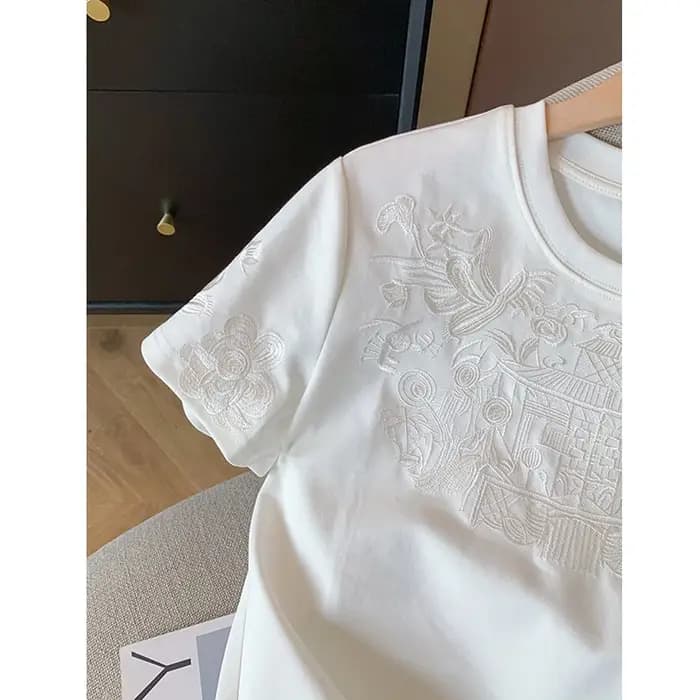T-shirt à manches courtes en coton blanc brodé pour femmes