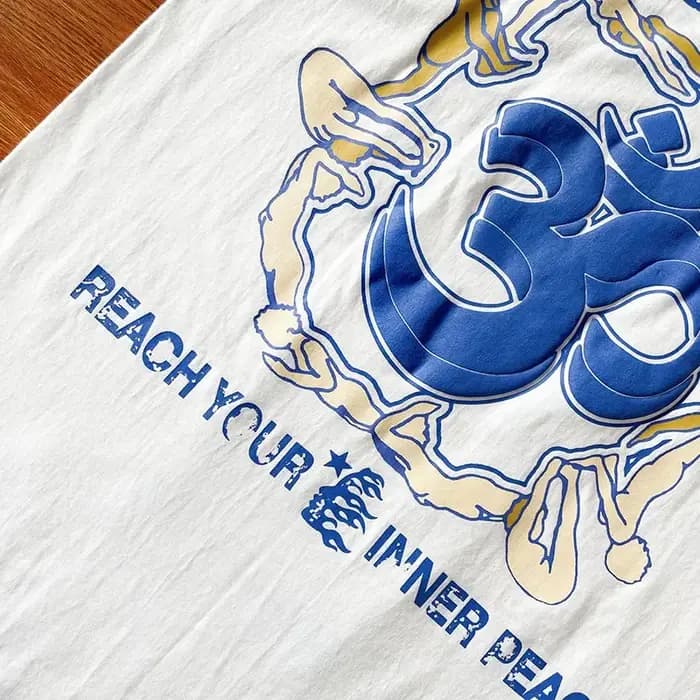 HS Groter Dan Satan Kort. T-shirt tendance High Street à manches courtes