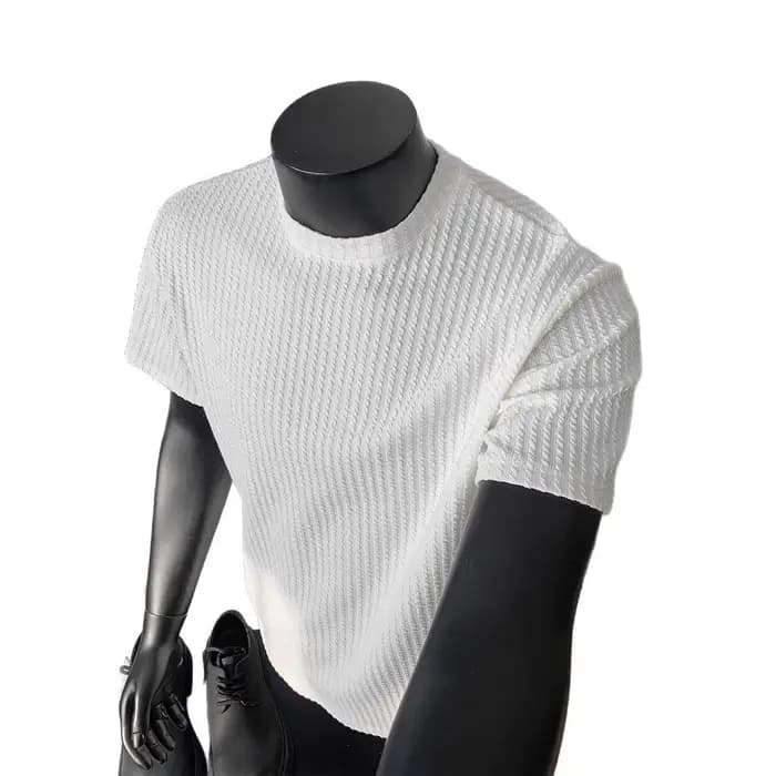 T-shirt Cleanfit noir rayé en maille à manches courtes pour homme