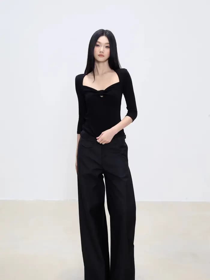T-shirt noir pour femme