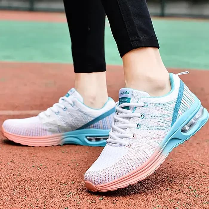 Baskets Femme baskets à fond souple Femmes nouvelles chaussures de sport pour Femme formateurs chaussures maille Baskets Femmes vulcaniser Tennis Femme