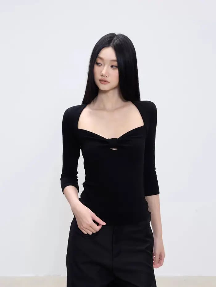 T-shirt noir pour femme