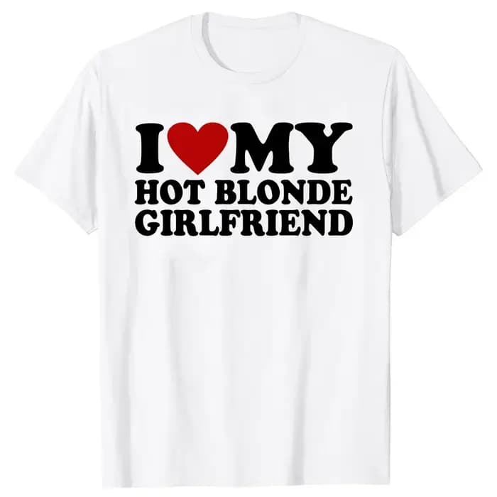 J'aime ma petite amie blonde