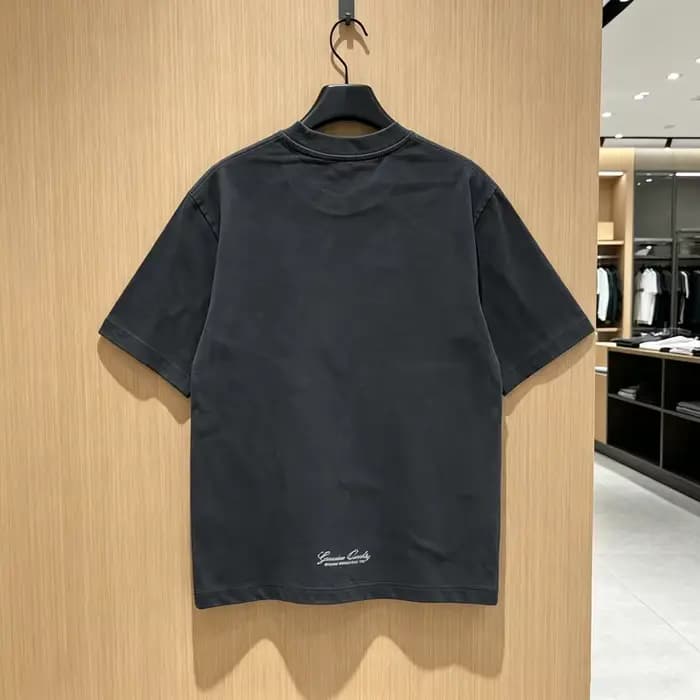 T-shirt ample à manches courtes avec étiquette brodée sur la poitrine NBHD