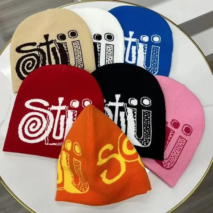 Chapeau de montagne, bonnet en tricot avec impression de lettres