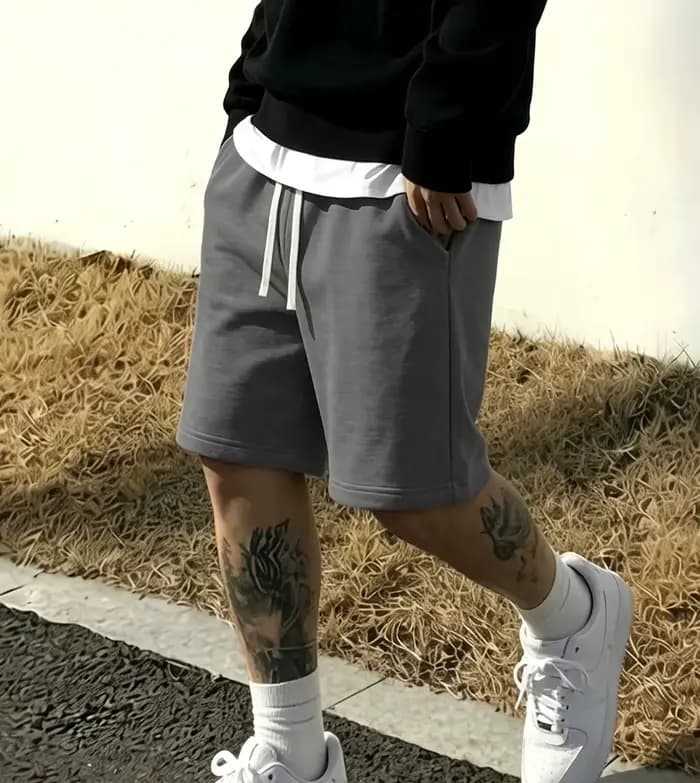 Shorts gris basiques simples pour hommes