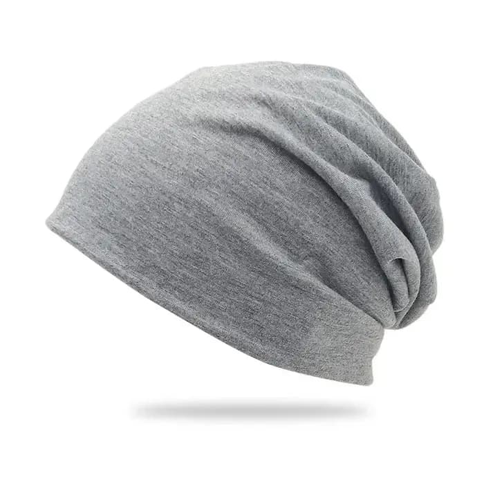 Bonnet uni, design en tricot fin, tendance, simple et décontracté