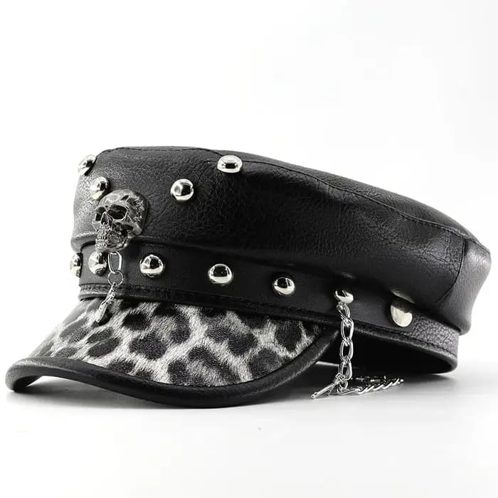 Casquette rétro britannique en PU à rivets, style crâne, avec large bord, dessus court en forme de d