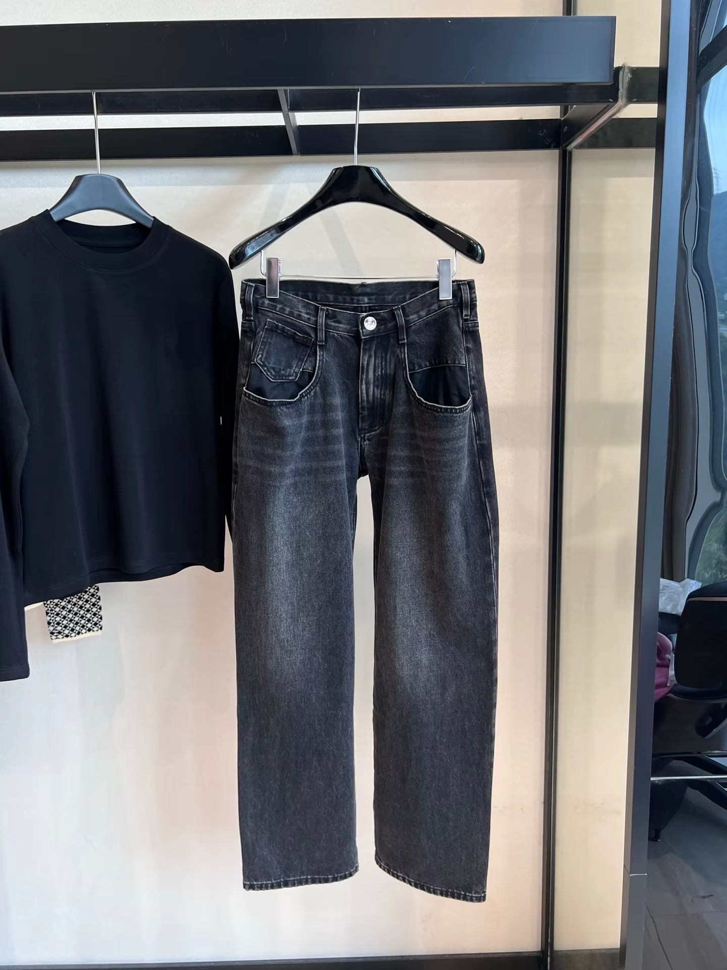 Femme vêtements femme vêtements urbains femmes pantalons noirs automne 2025 femmes broderie Jeans dé