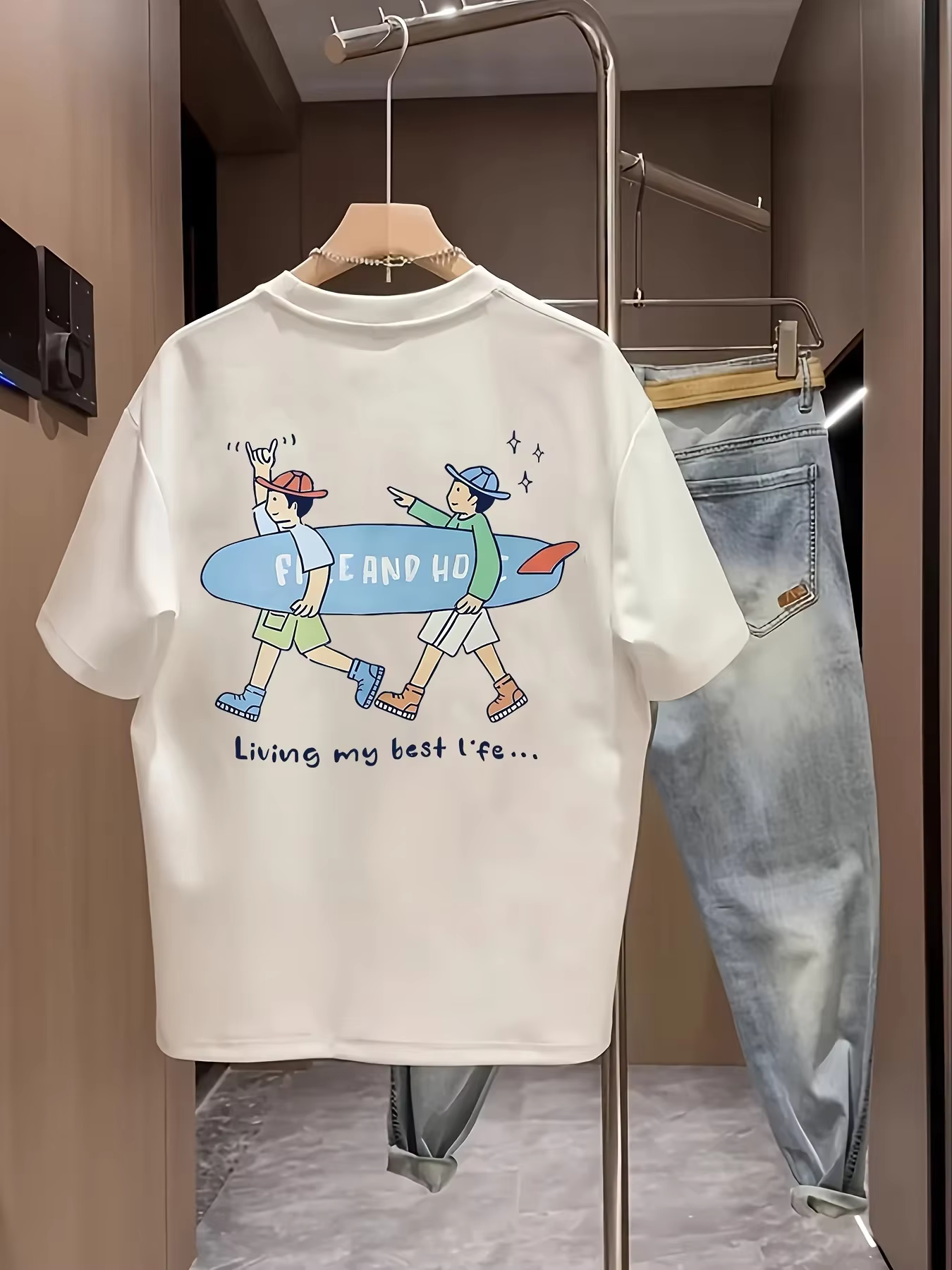 T-shirt pour homme avec imprimé de dessins animés d'amis surfistes, haut décontracté en coton à manc
