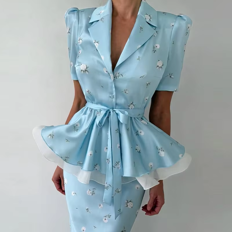 Nouvel ensemble chic pour femme : chemise imprimée élégante à manches courtes et jupe moulante à rev
