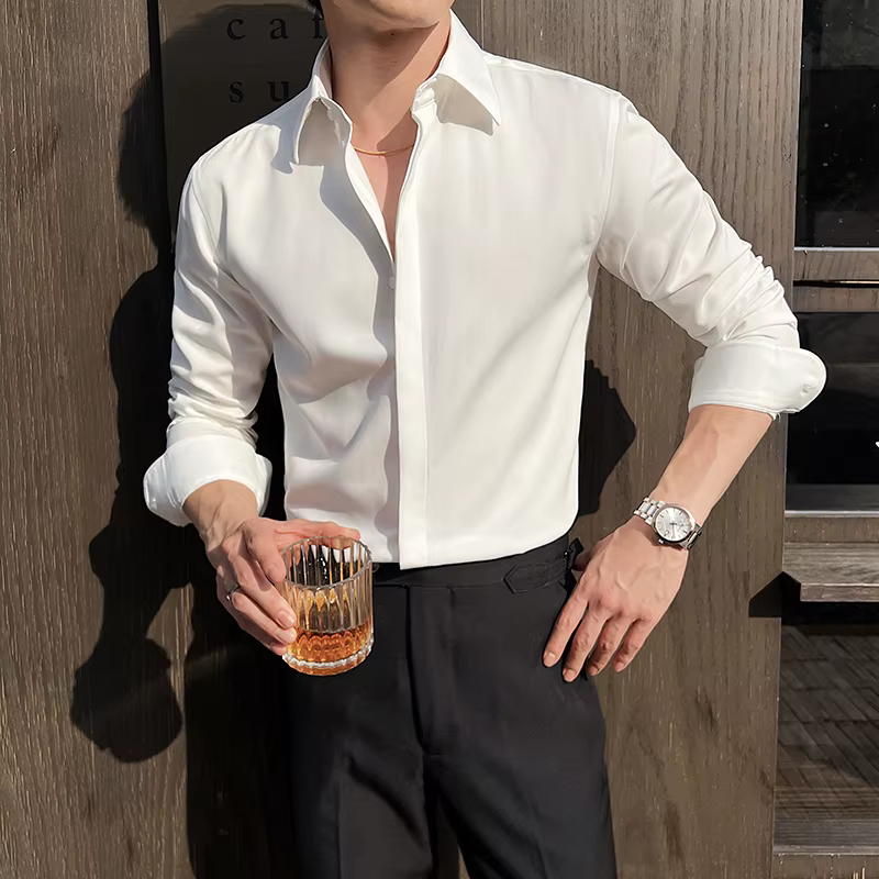 Chemise habillée blanche à manches longues pour hommes – Tissu mince et confortable. Idéal pour les 
