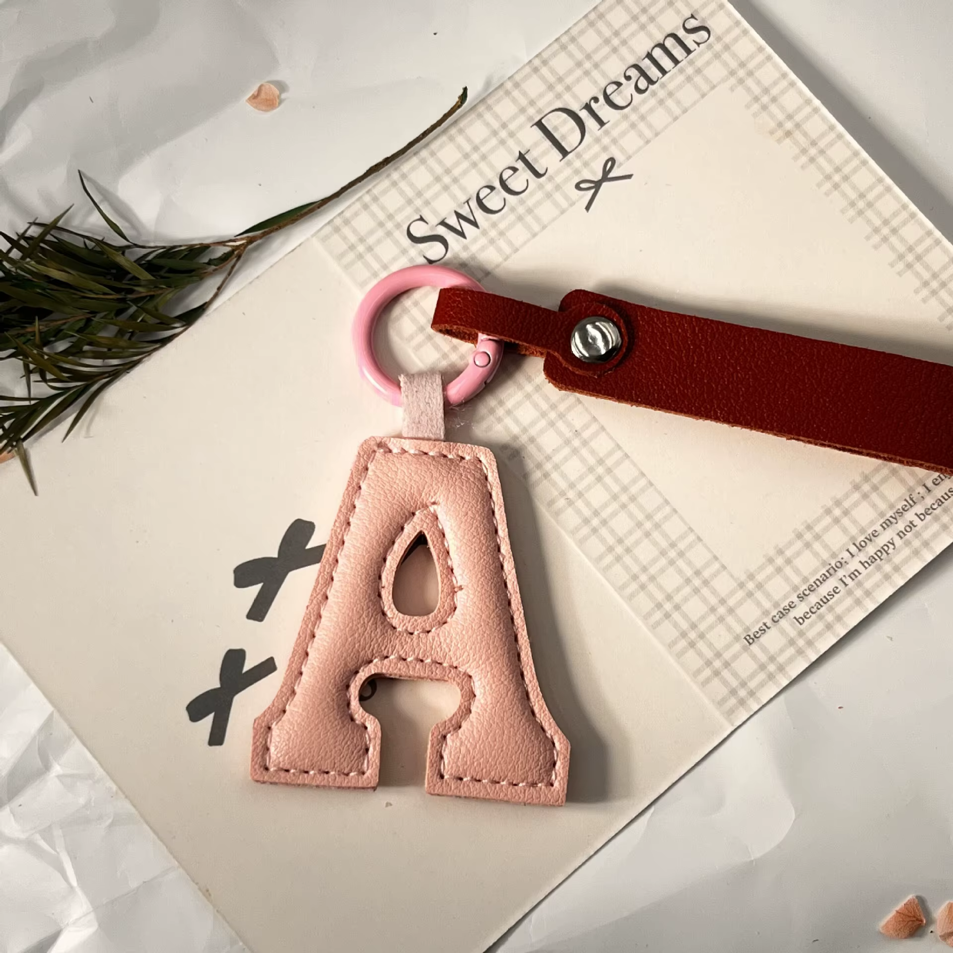 Porte-clés classique A-Z avec 26 lettres, pendentif étoile en résine scintillante, accessoires de mo