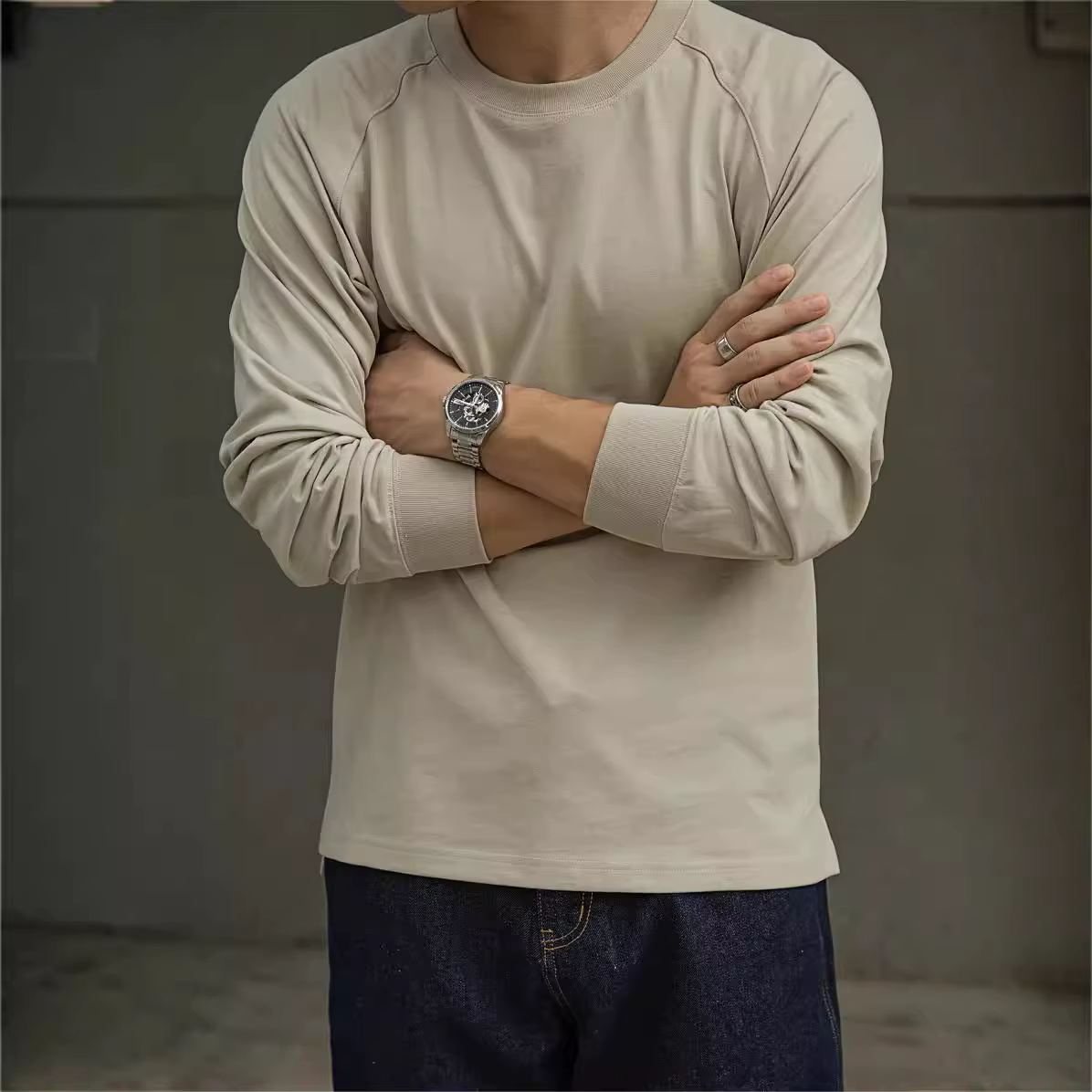 T-shirt à manches longues en coton rétro américain avec col ras du cou et sous-pull intégré pour hom