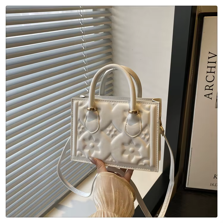 Sac bandoulière carré tendance style urbain, petit sac à main rétro élégant et simple pour usage quo