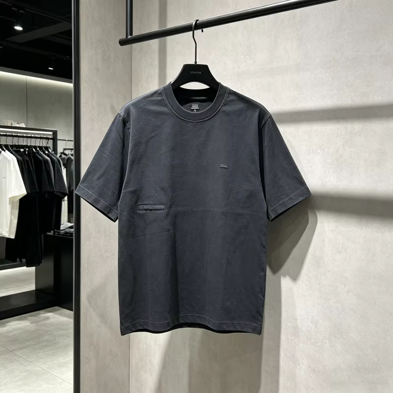 T-shirt ample à manches courtes avec étiquette brodée sur la poitrine NBHD, effet délavé et vieilli,