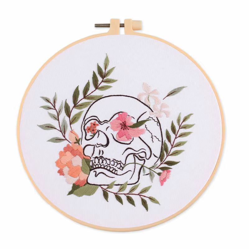 Kit de broderie créatif DIY, comprenant un tissu à broder avec 1 motif sur des fils de couleur du ti