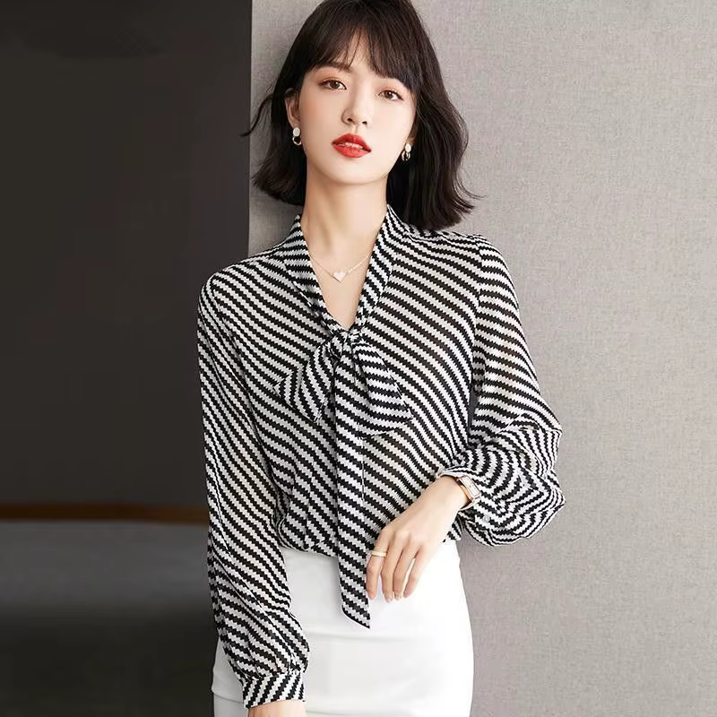 Chemise et chemisier rayés pour femmes, vêtements décontractés pour jeunes, tendance 2021, nouveauté