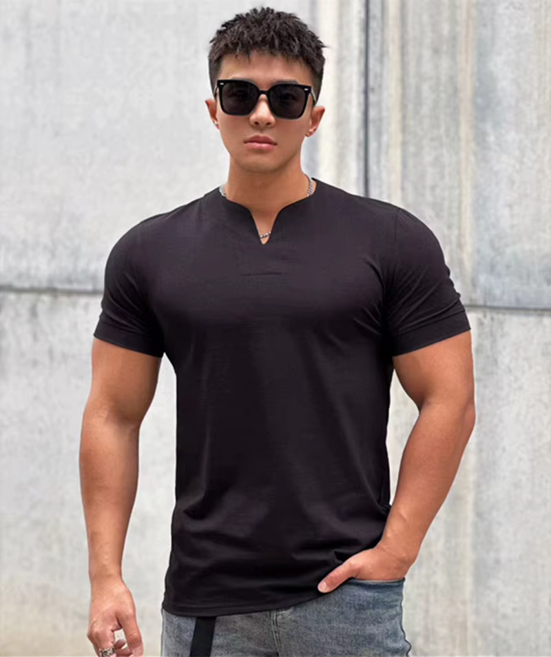 T-shirt de sport imprimé d'été pour hommes, haut à col en V, coupe cintrée, confortable, en coton, à