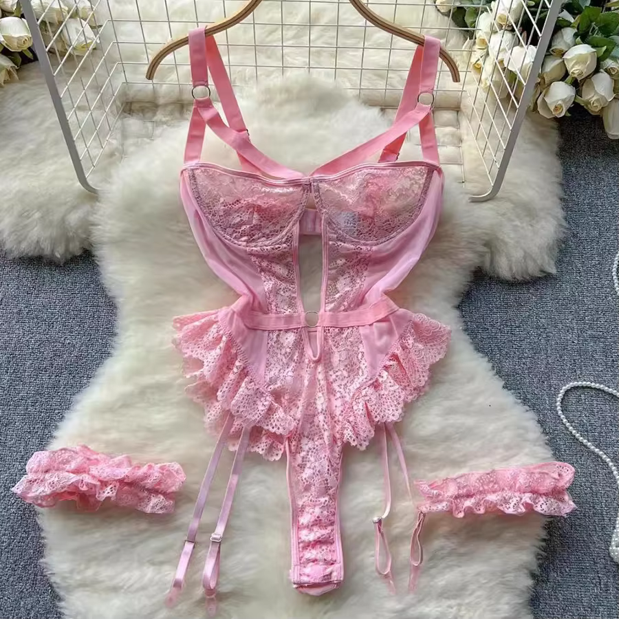 Sous-vêtements érotiques ensembles de soutiens-gorge pour femmes dentelle jarretière Lingerie intime