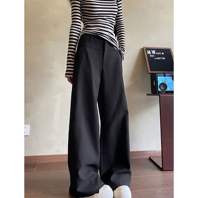 Pantalon large kaki pour femme, collection Printemps-Été 2026, taille haute amincissante, élégant et