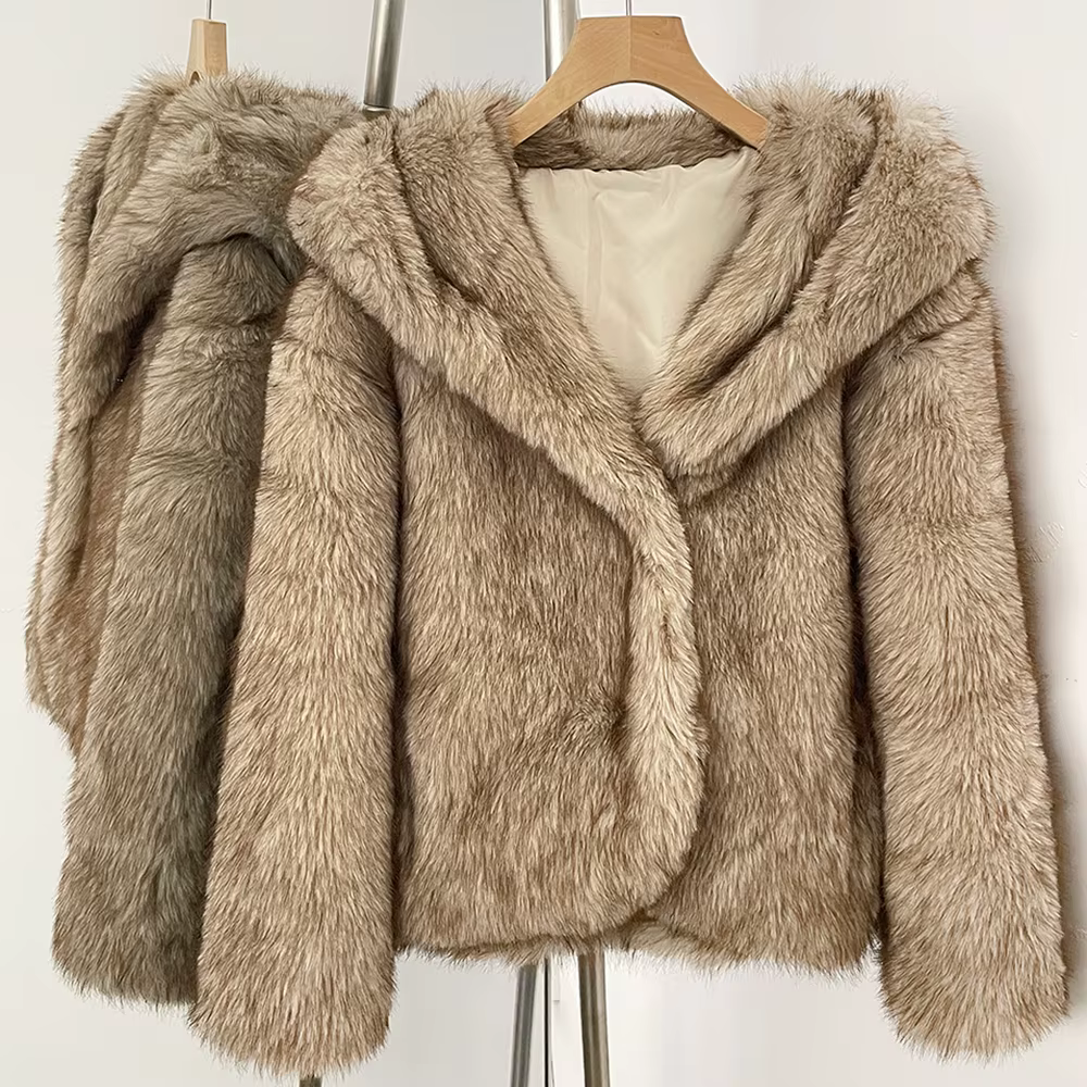 Manteau Chic en Fausse Fourrure avec Capuche pour Femme – Nouvelle Collection Hiver 2026 – Élégant, 