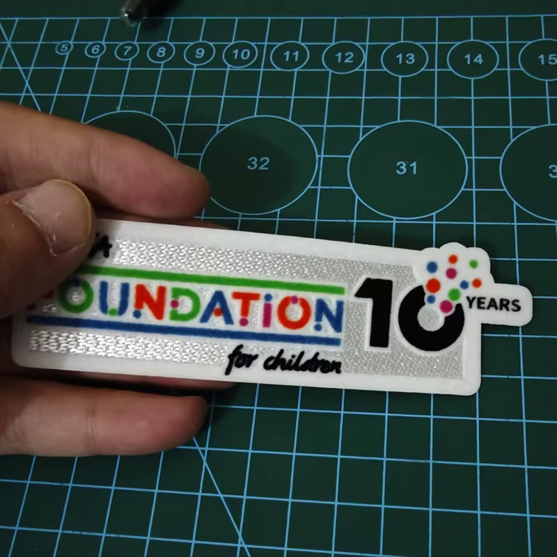 Badges de football FOUNDATION pour enfants de 10 ans, nouveaux badges de football arival Iron On Flo