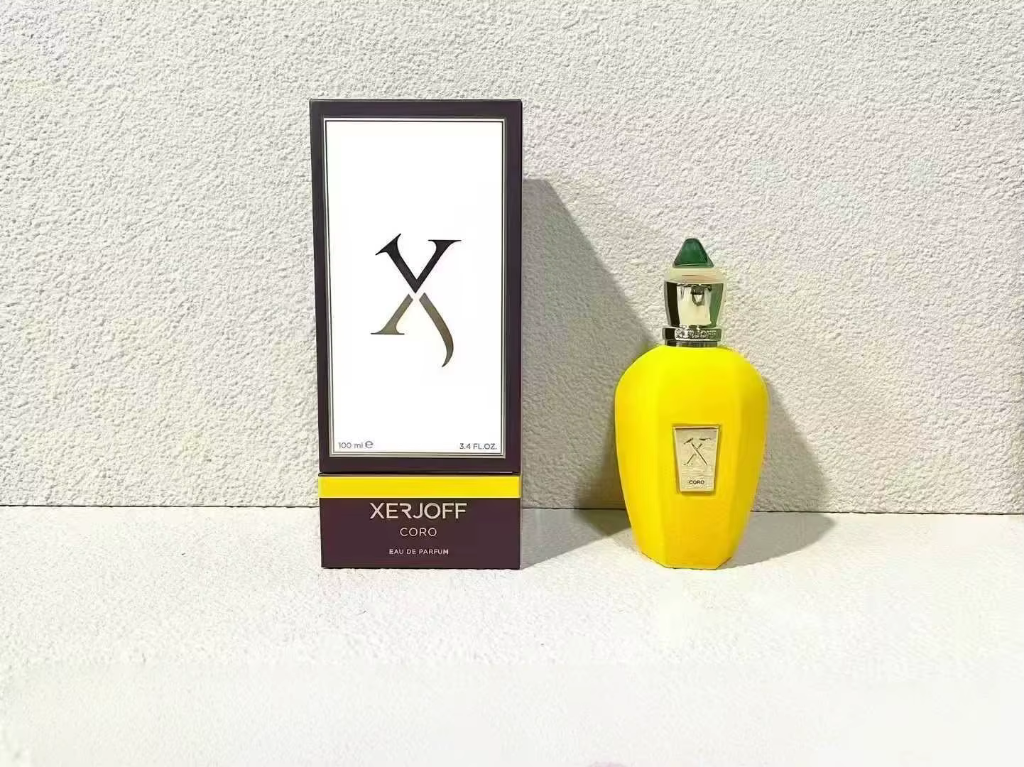Collection Elvet : Parfum pour homme – Flacon en velours, notes végétales pures Erba Pura – Fruits t