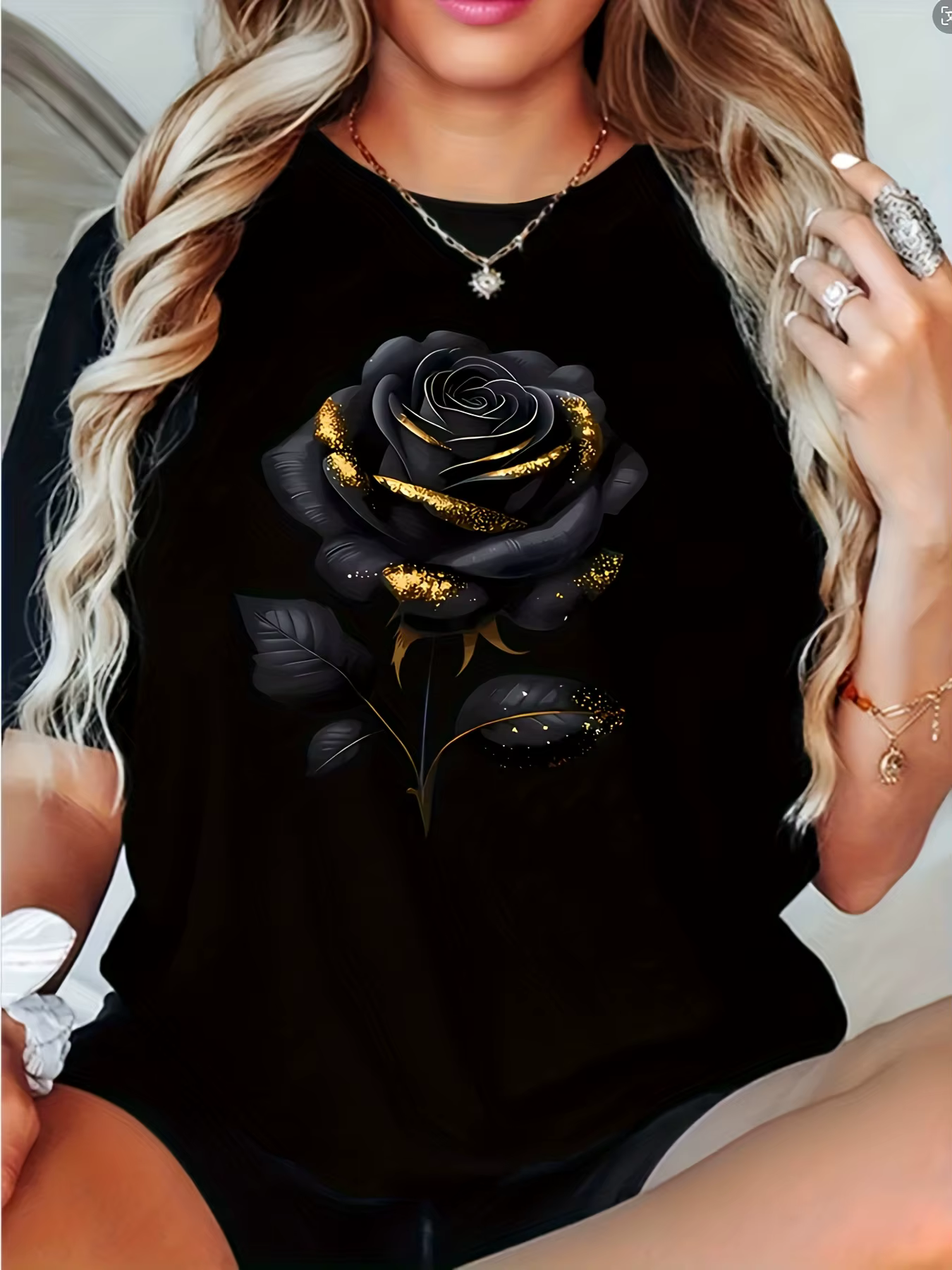T-shirt noir surdimensionné pour femmes, grande taille, avec imprimé rose élégant, mode Harajuku Kaw