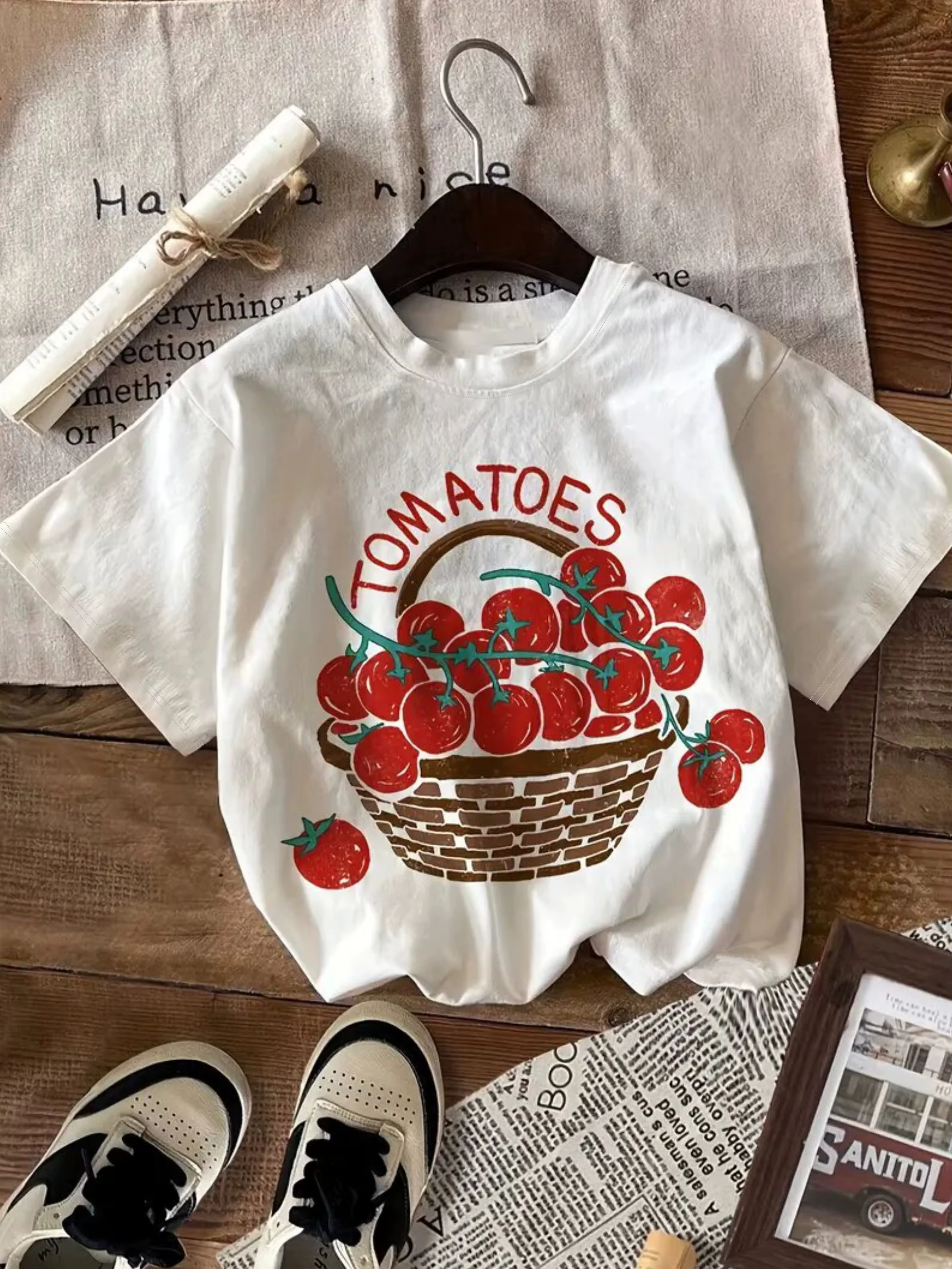 Nouveau t-shirt en coton avec imprimé tomate pour enfants, col rond décontracté, matière en coton, a