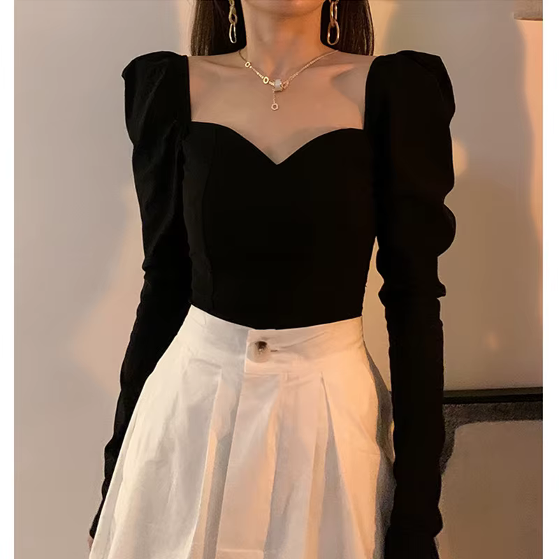 T-shirt à manches longues pour femmes, coupe ajustée, col carré, pour un effet rétractable, comme ha