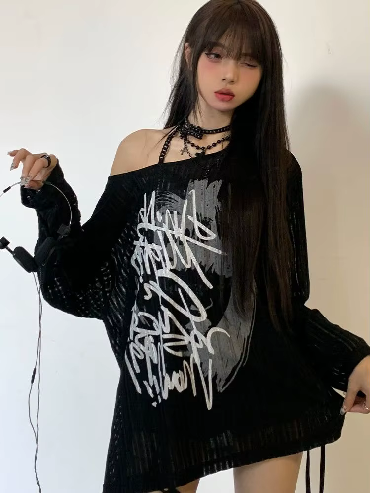 T-shirt surdimensionné femmes Graffiti imprimé épaules dénudées à manches longues T-shirts Y2k hauts