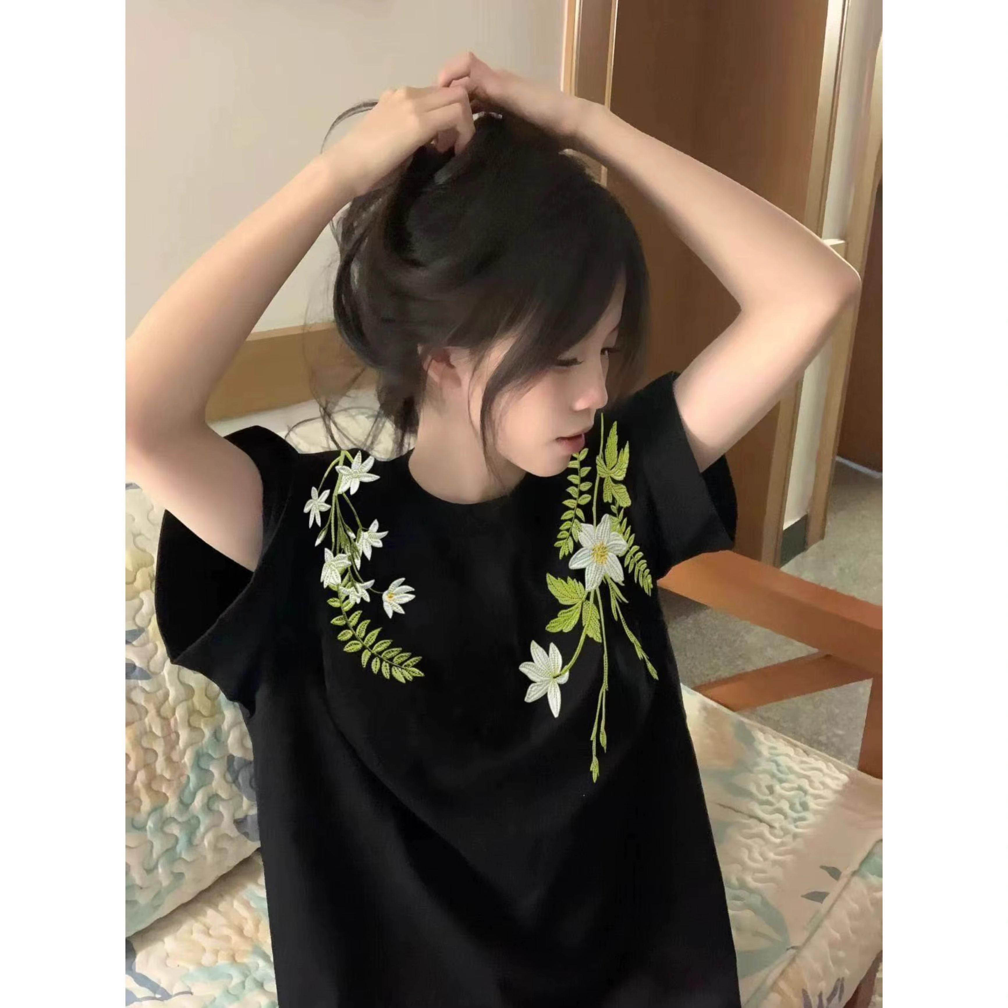 T-shirt à manches courtes brodé pour femmes, haut ample de style coréen, marque tendance, nouvelle c