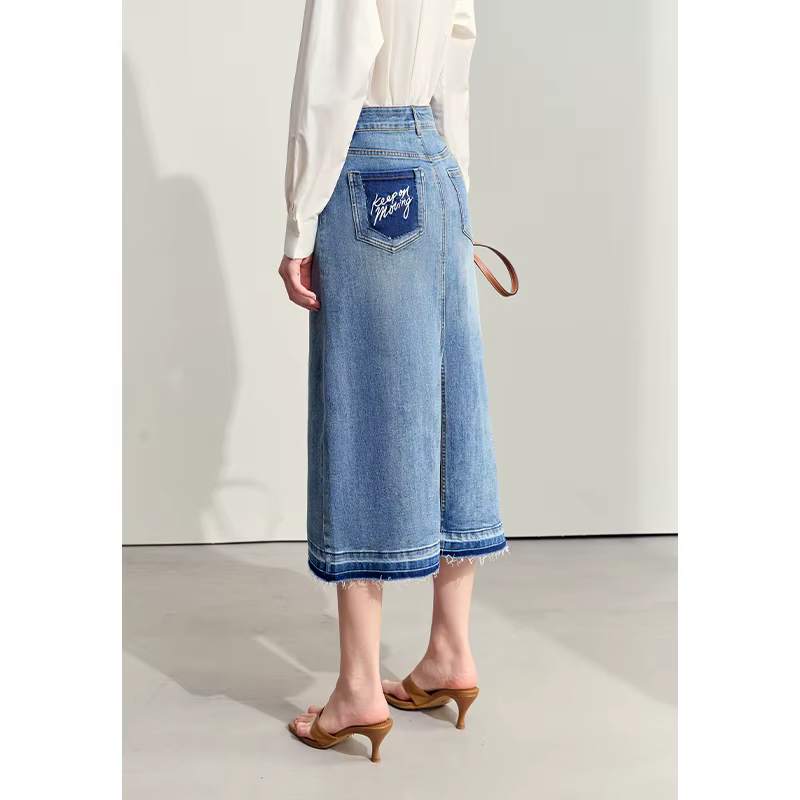 AMII minimalisme 2024 été nouveau Style Denim décontracté femmes jean jupes lettres broderie fourche