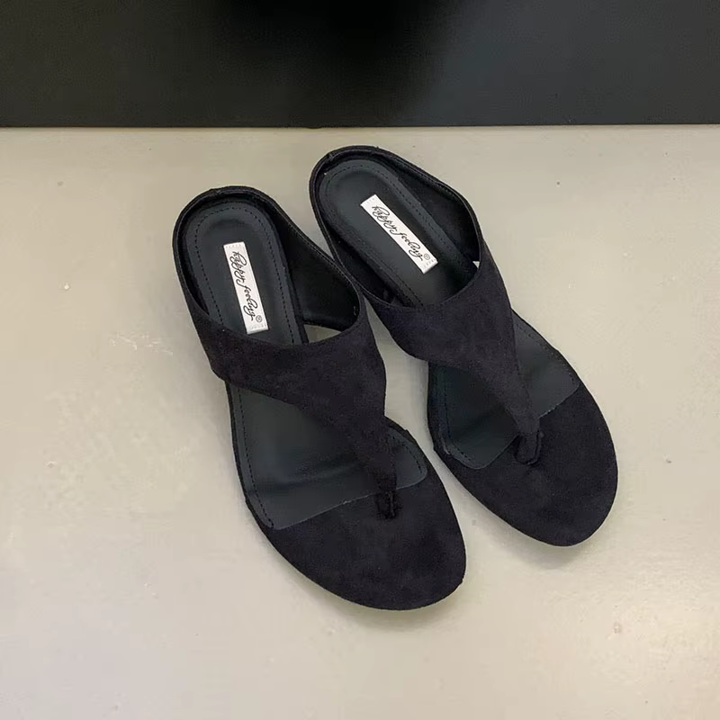 Nouvelles sandales compensées pour femmes, tongs et claquettes d'été à bout rond, chaussures de plag