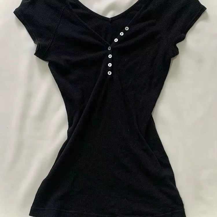 T-shirt noir à col en v pour femmes, Slim, boutons, polyvalent, Simple et à la mode, haut décontract