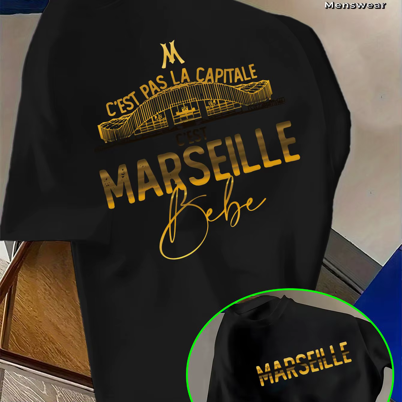 T-shirt avec les mots « Marseille, France » imprimés sur le logo du port français - Vêtements décont