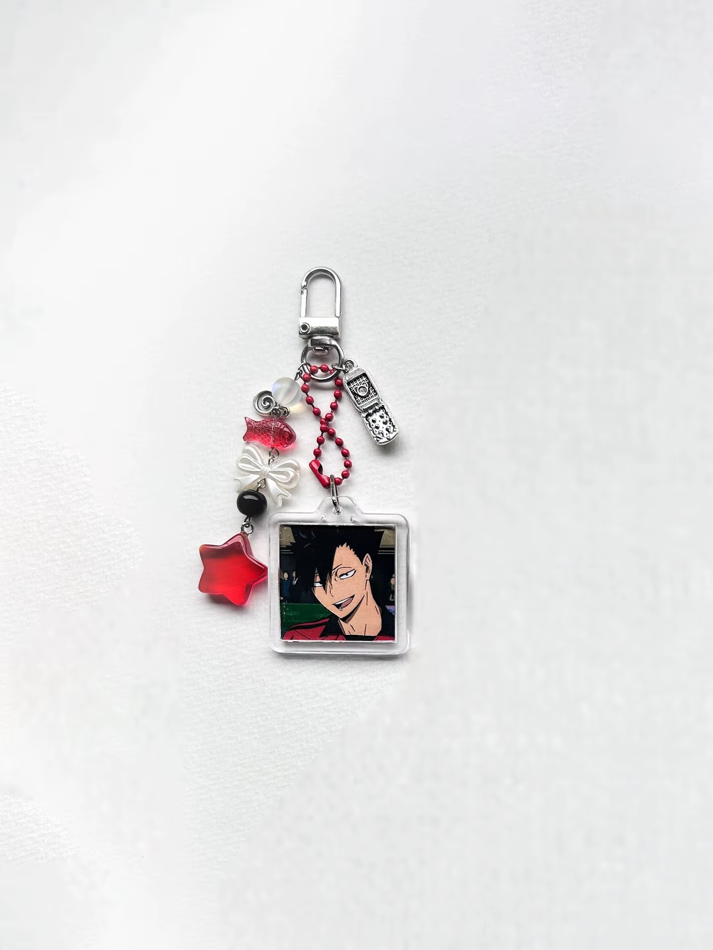 Porte-clés perlé Shoyo Hinata de l'école secondaire Karasuno, pendentif en acrylique, accessoire de 