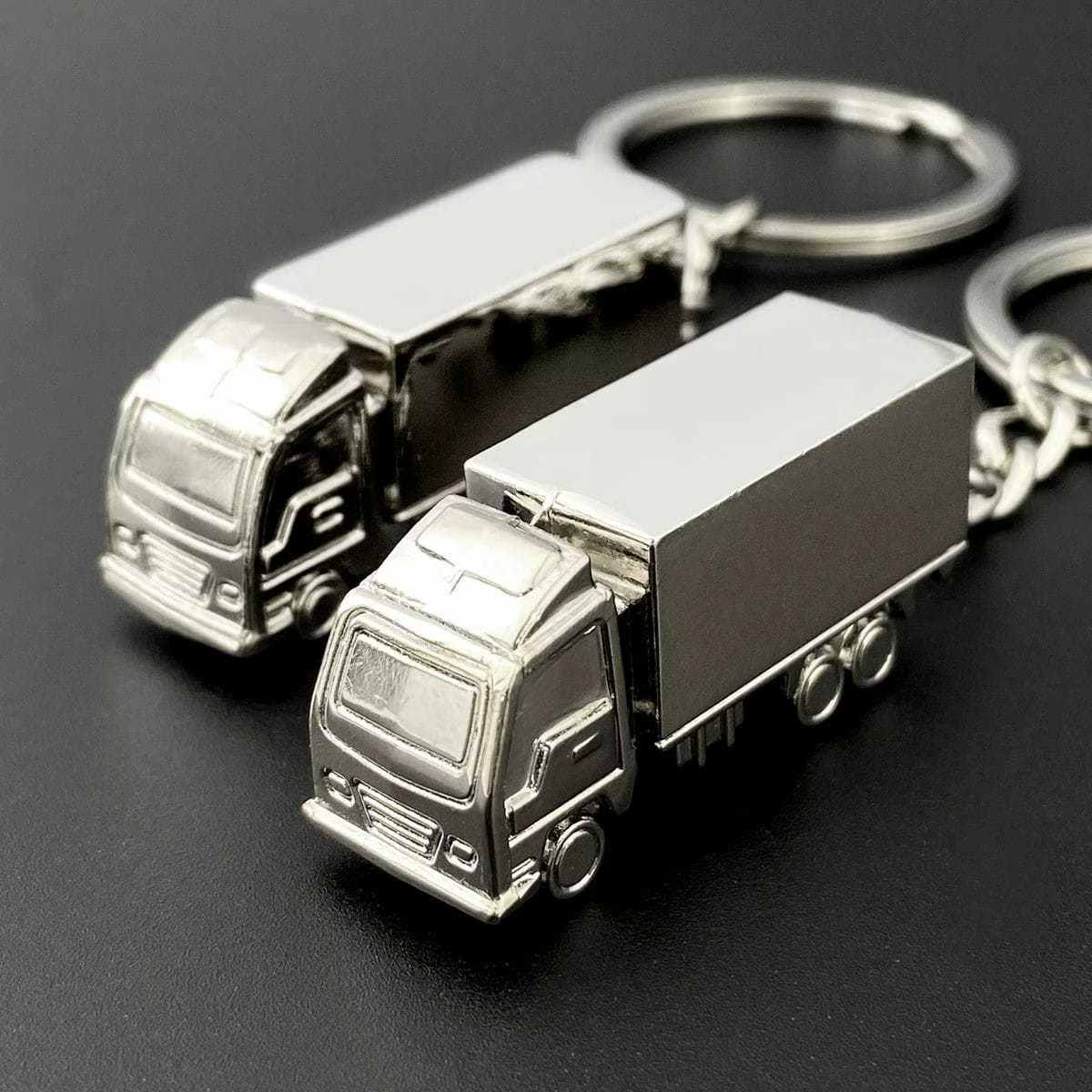 Porte-clés créatif en métal argenté pour camion, mini-voiture, accessoire de sac portable, cadeaux d