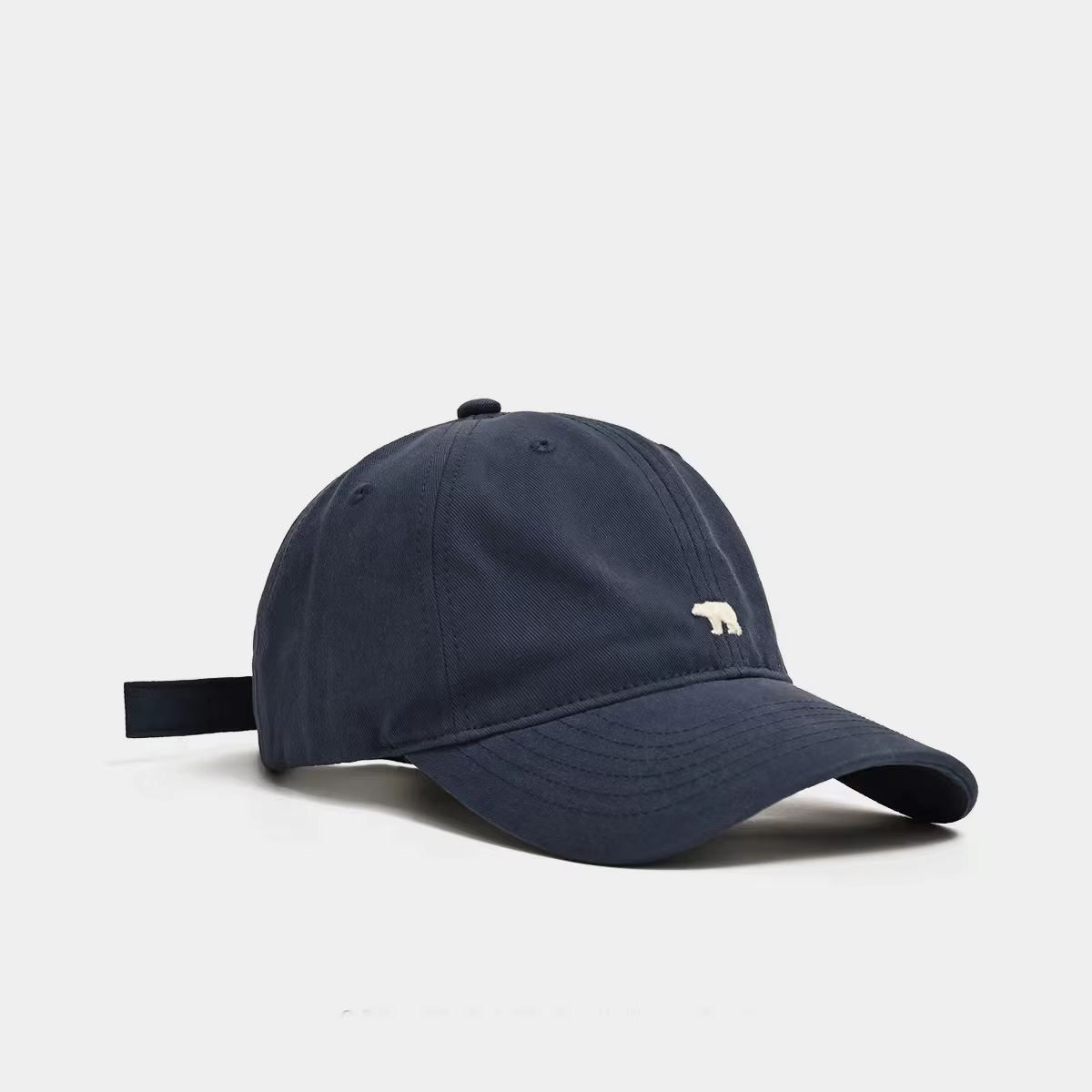 Casquette de baseball polyvalente d'été brodée d'un ours polaire avec une large visière pour un visa