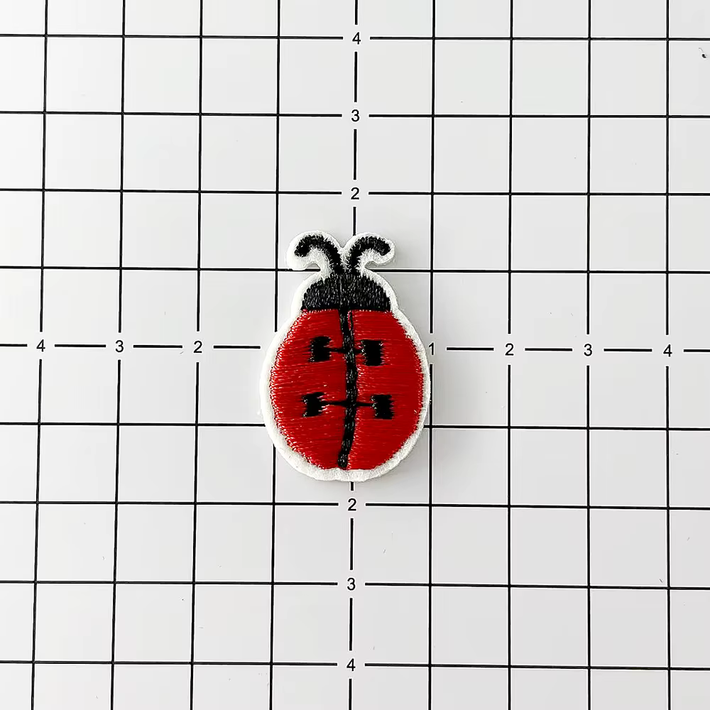 Patch en tissu Coccinelle brodé, badges mignons style hippie, thermocollants, motifs de dessins anim
