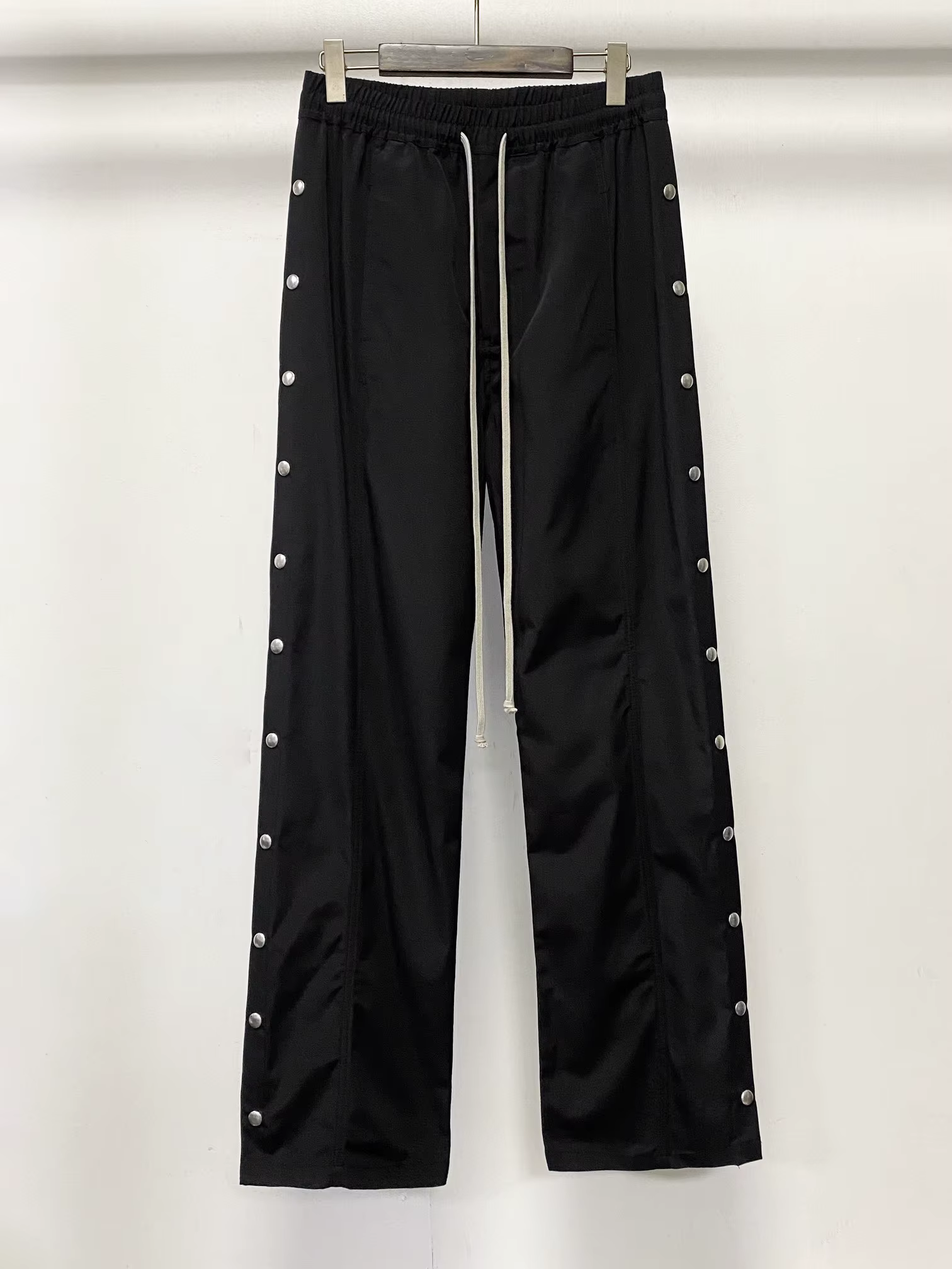 Viser de survêtement gothiques à boutons pour hommes, pull haut, pantalons monochromes, vêtements hi