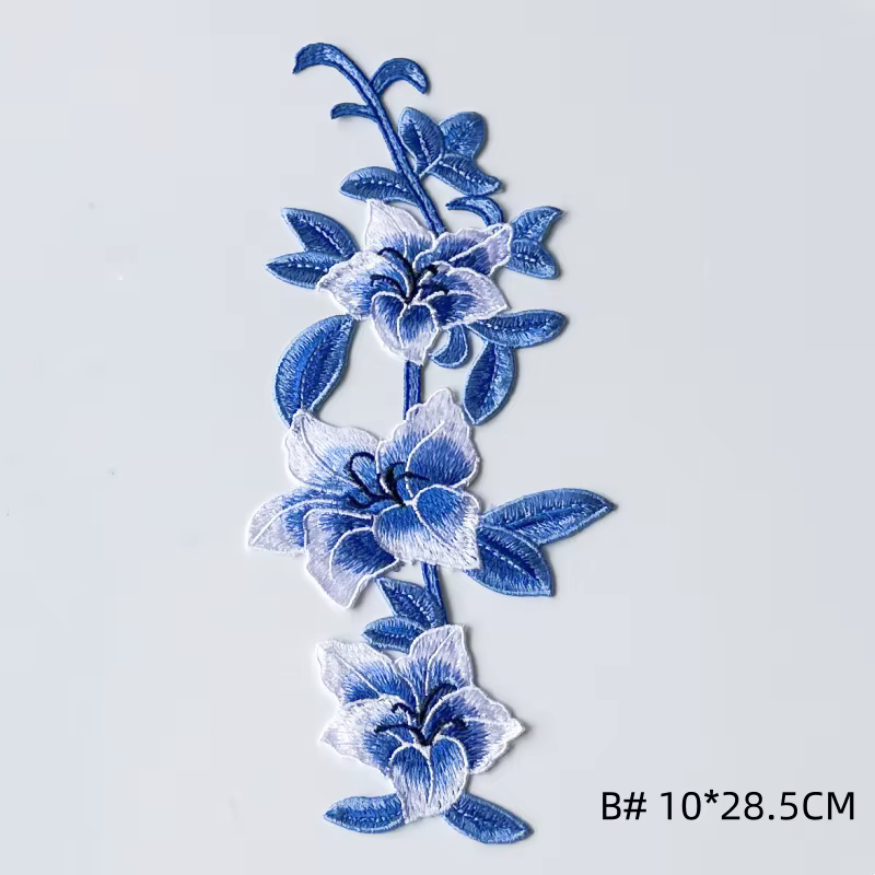 Avoir une paire de fleurs bleues de Style chinois, patchs de couture sur broderie pour vêtements, ro