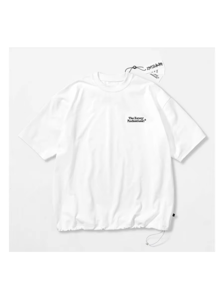 The Ennoy T-shirt coopération rétro broderie à manches courtes hommes et femmes col rond ample pur c
