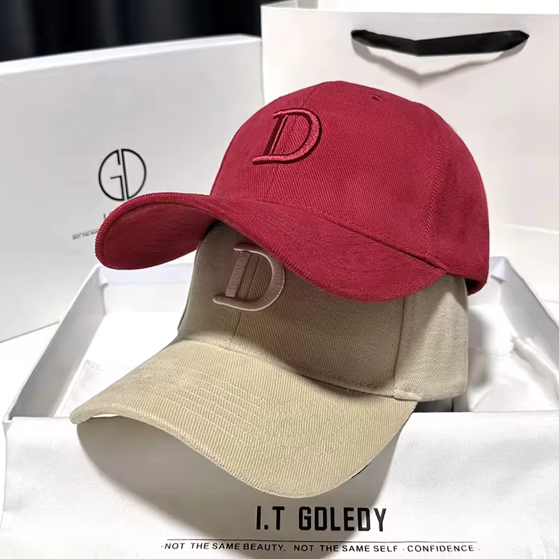 Casquette de baseball à large bord pour hommes et femmes, rouge, broderie, visière en D, casquettes 