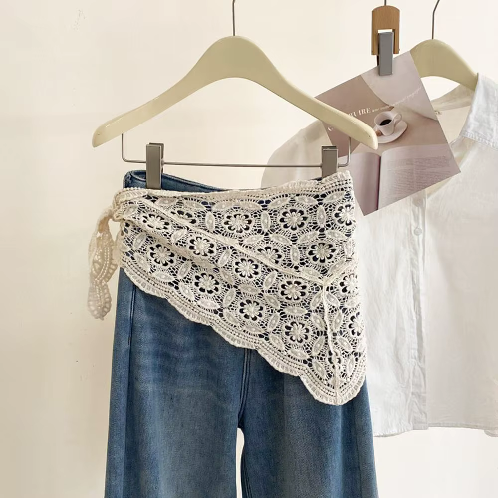 Rétro fait à la main Crochet creux écharpe femmes Triangle foulard été dentelle broderie foulard voy