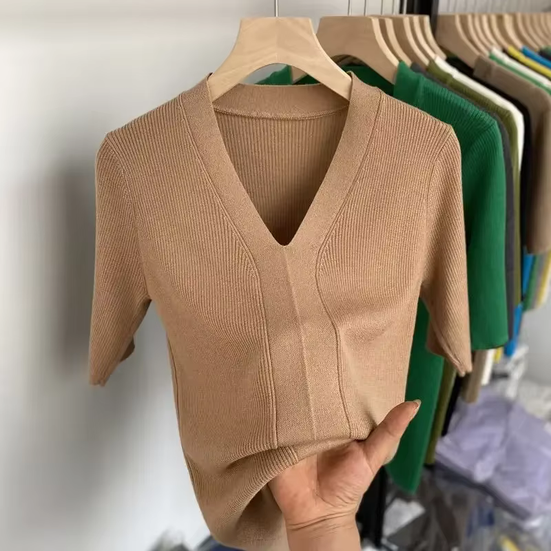T-shirt d'été pour femme à manches courtes, col en V, nouveau modèle 2026, coupe ajustée, décontract